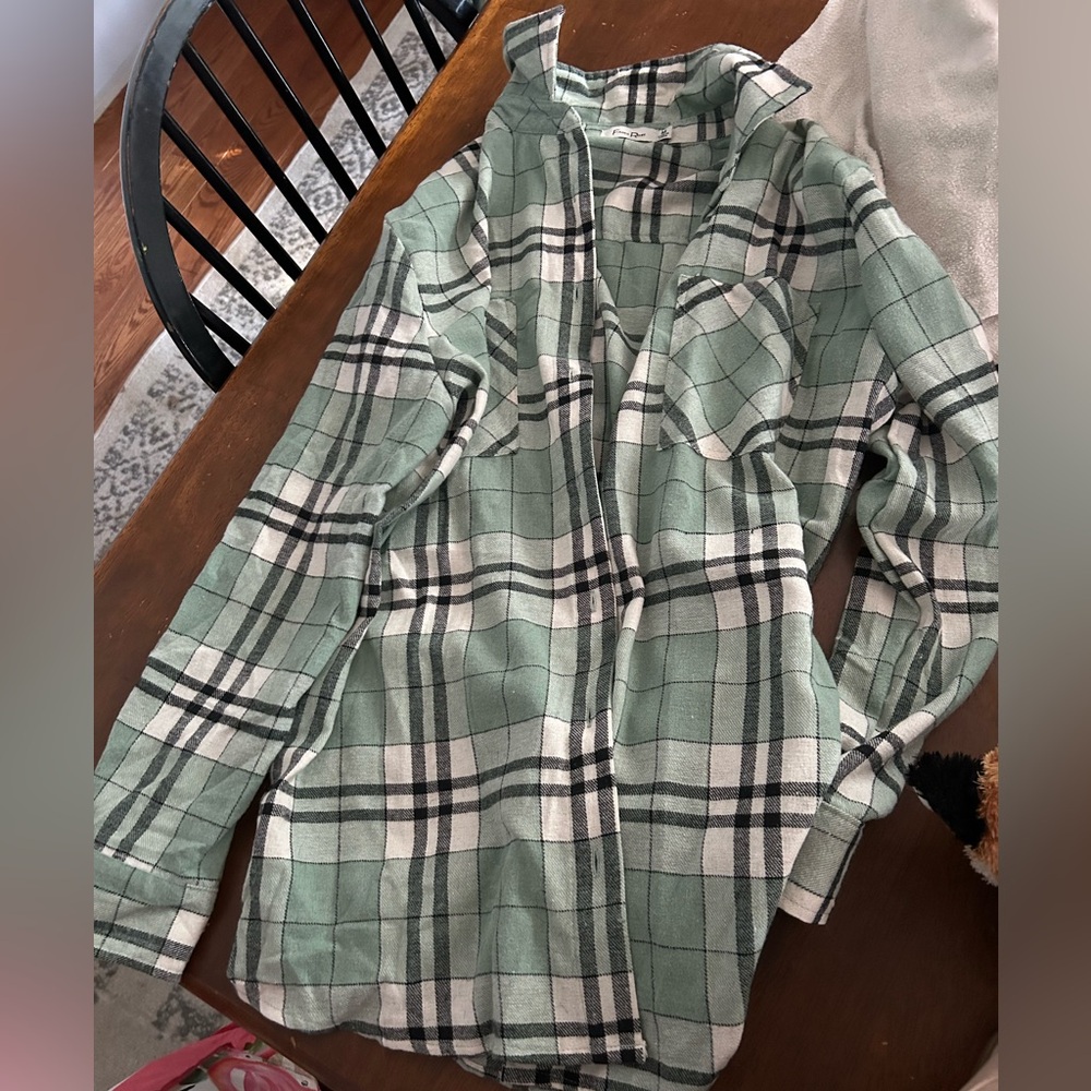 Faded rose med flannel button down shirt
